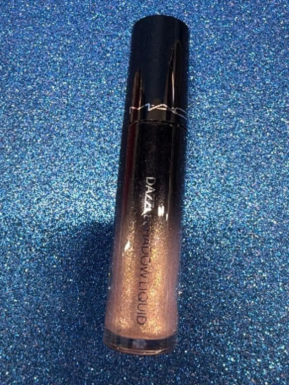 MAC Dazzleshadow Liquid Shimmer